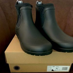 Ugg Waterproof Boots